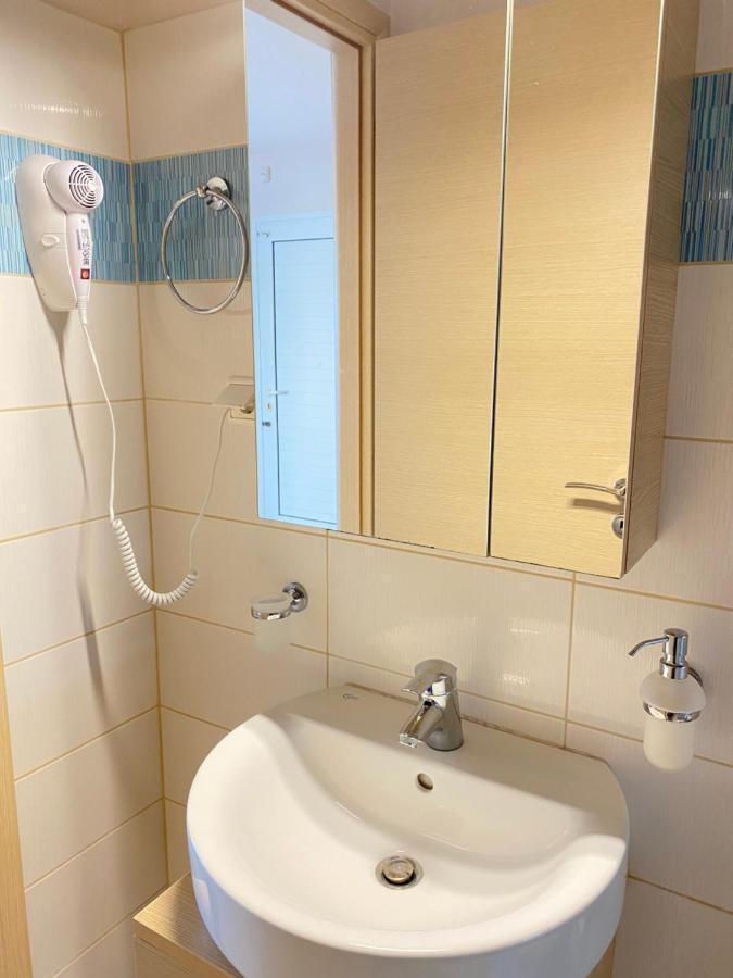 Seaside One-Bedroom On Chalkis Kültér fotó