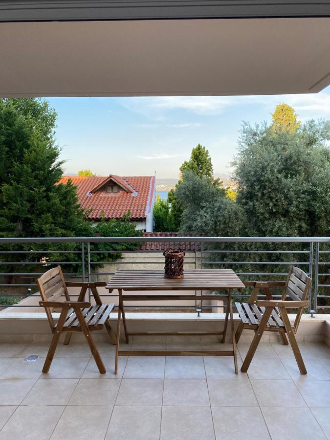 Seaside One-Bedroom On Chalkis Kültér fotó